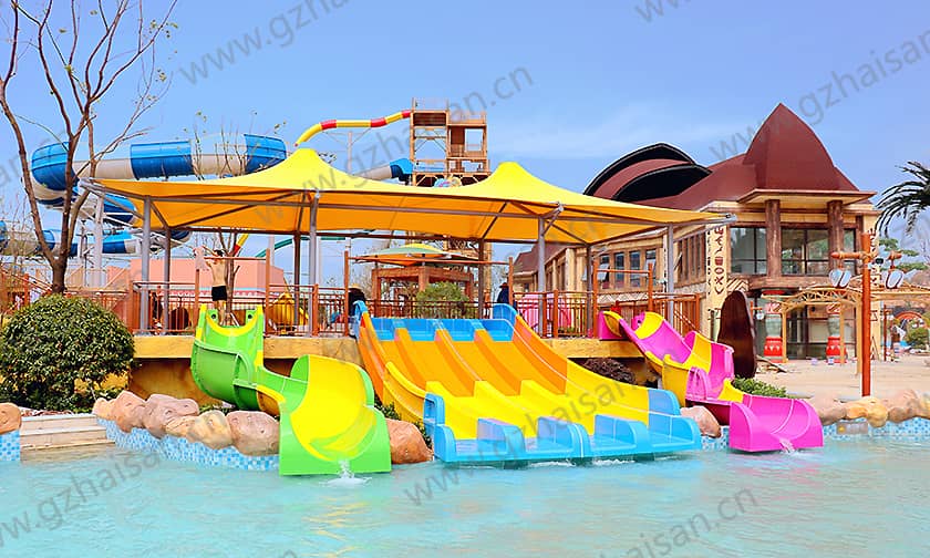 品牌水上乐园厂家zoty中欧体育官方网站游乐生产的水滑道让客户在水上乐园中脱颖而出