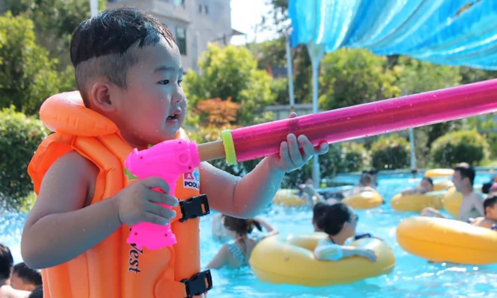 西安水上乐园,安康未来水世界深受陕西游客青睐 西安水上乐园,安康未来水世界深受陕西游客青睐