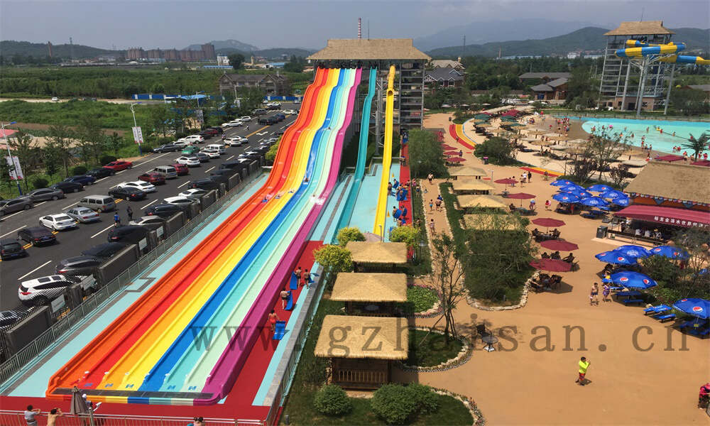 水上乐园设备大全：探险、刺激、亲子一站式体验