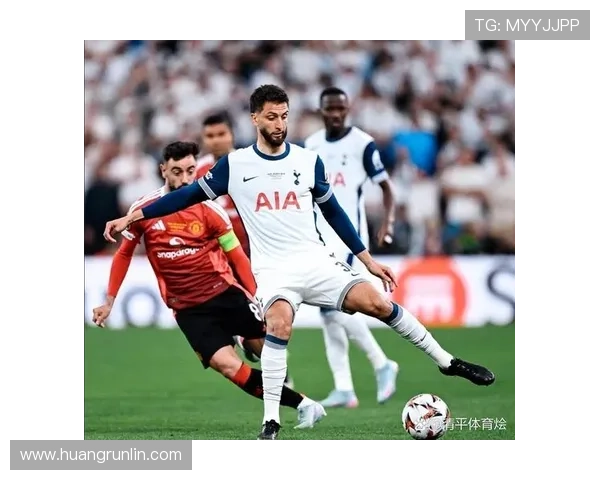 曼联战术体系缺乏稳定性，近期表现波动持续显现