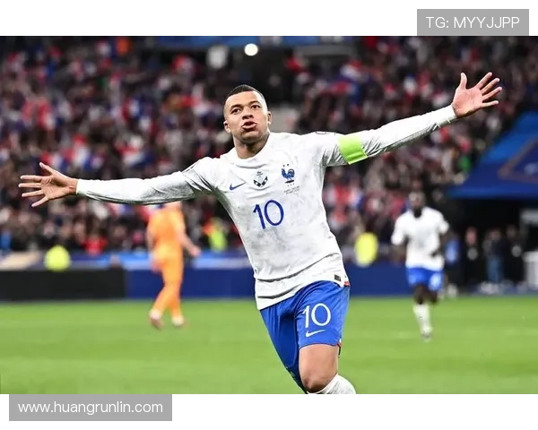 姆巴佩不同战术体系下表现差异解析：适配能力评估