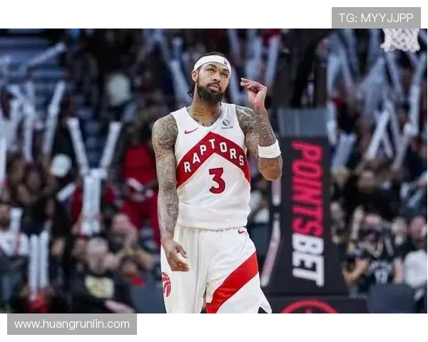 英格拉姆无球跑动效率提升，拉开空间改变鹈鹕进攻结构